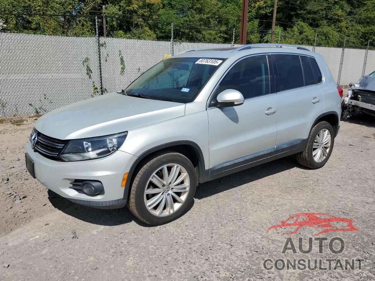 VOLKSWAGEN TIGUAN 2015 - WVGAV7AX9FW614735