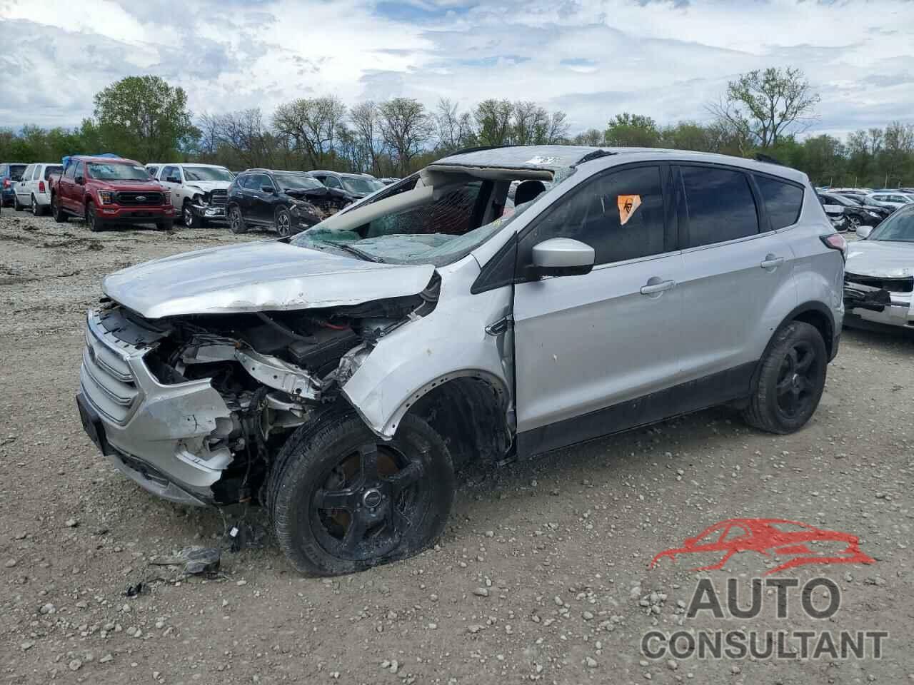 FORD ESCAPE 2017 - 1FMCU0GD9HUD92874