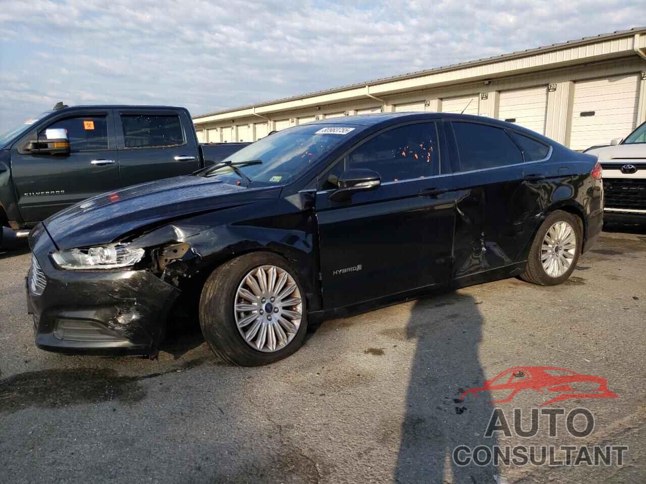 FORD FUSION 2015 - 3FA6P0LU8FR157861