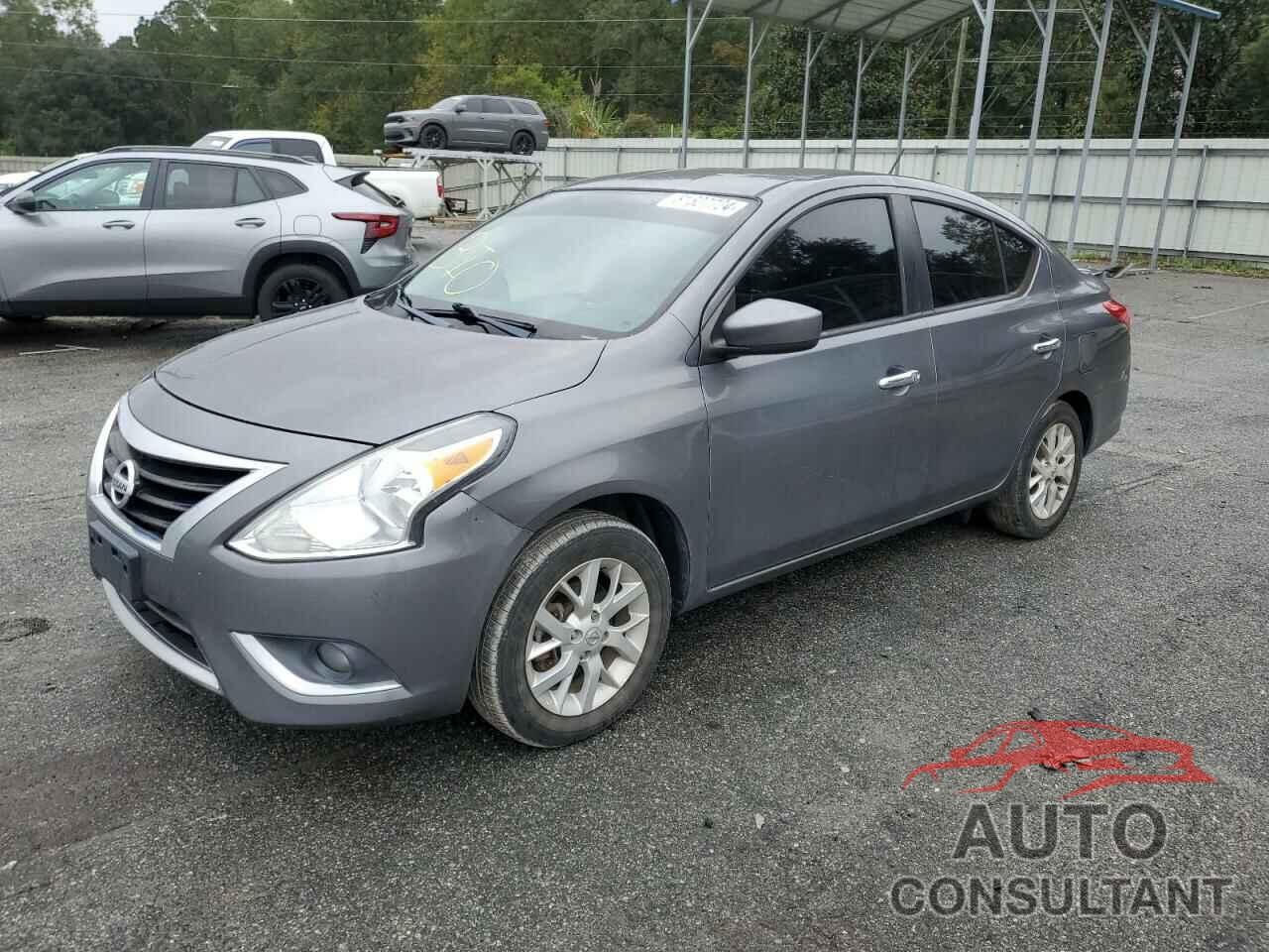 NISSAN VERSA 2018 - 3N1CN7AP7JL831988