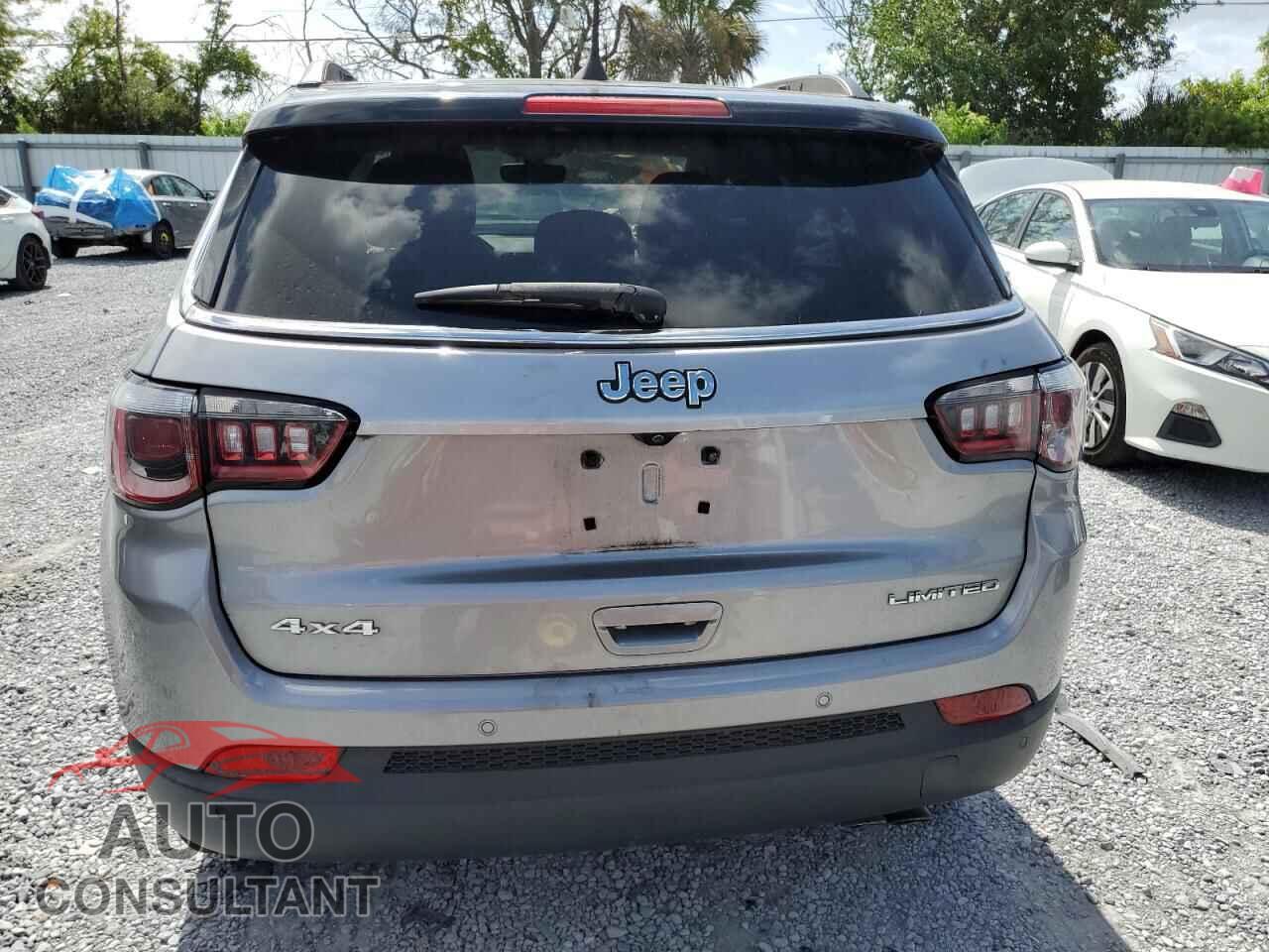 JEEP COMPASS 2018 - 3C4NJDCB2JT290947