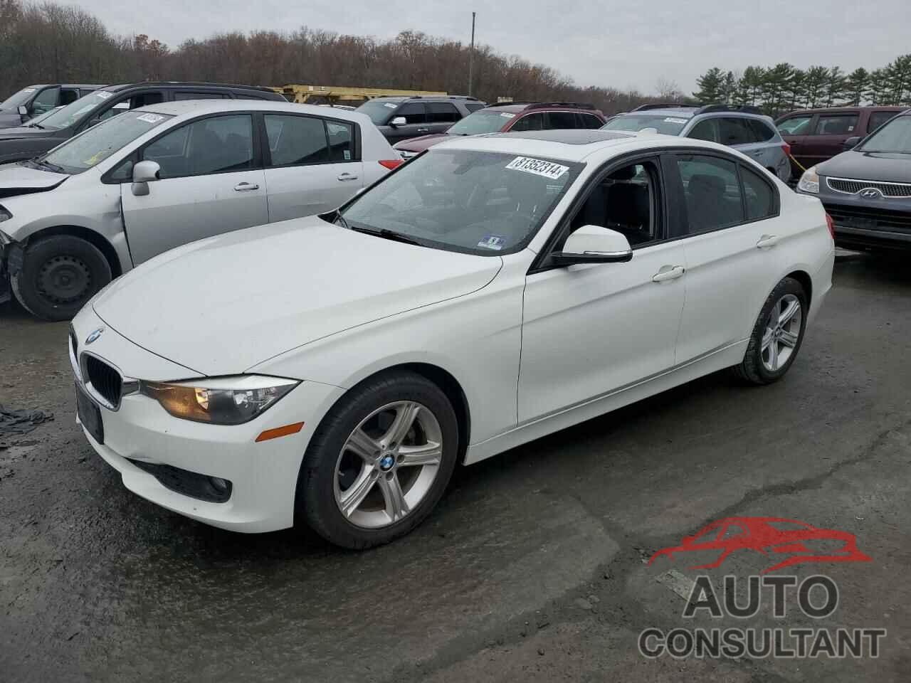 BMW 3 SERIES 2013 - WBA3C3C58DF981384