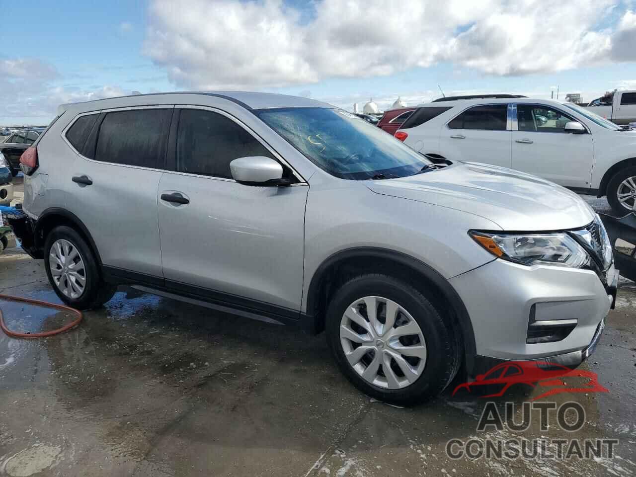 NISSAN ROGUE 2018 - 5N1AT2MT0JC703900