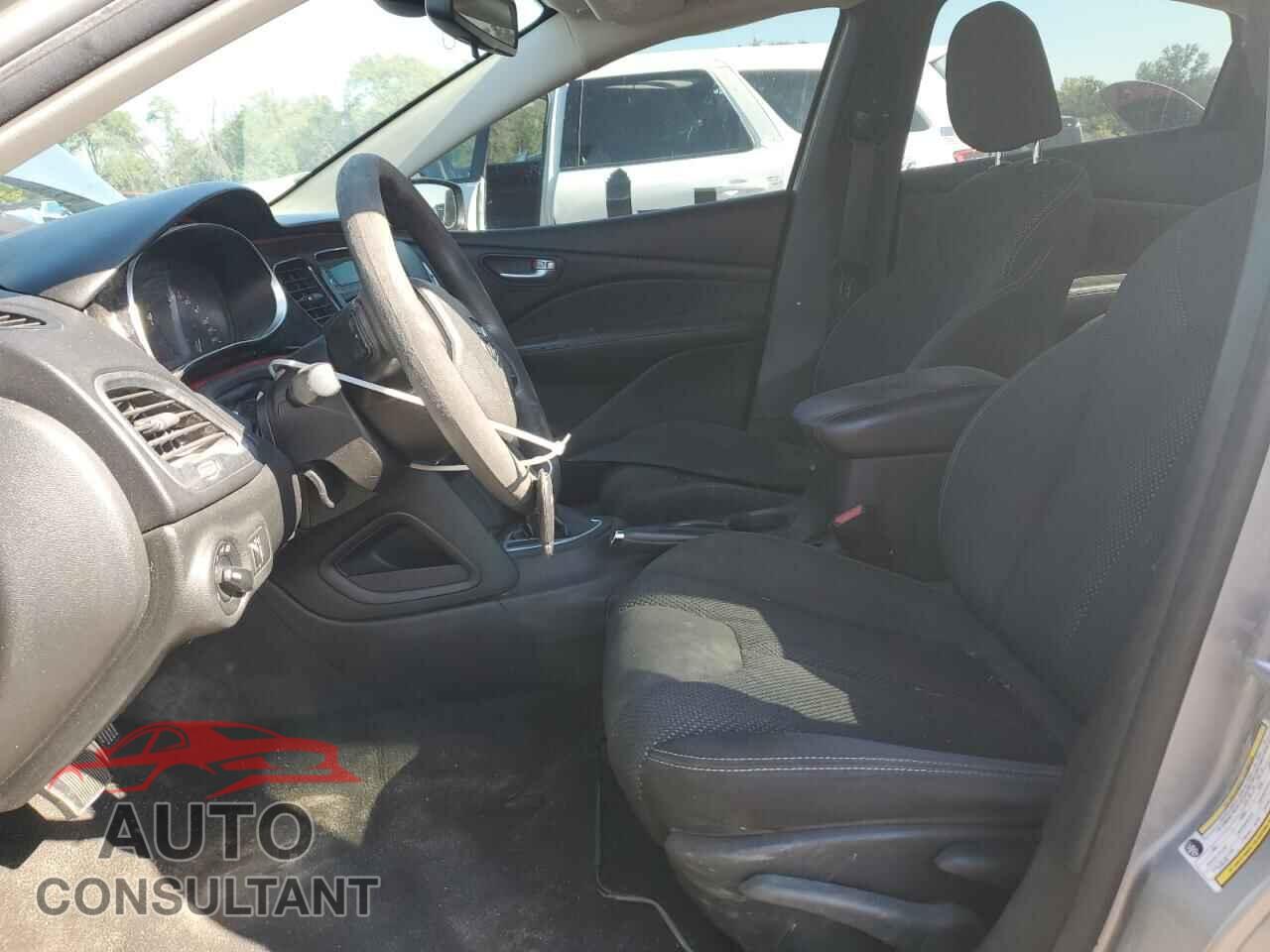 DODGE DART 2016 - 1C3CDFBB2GD652743