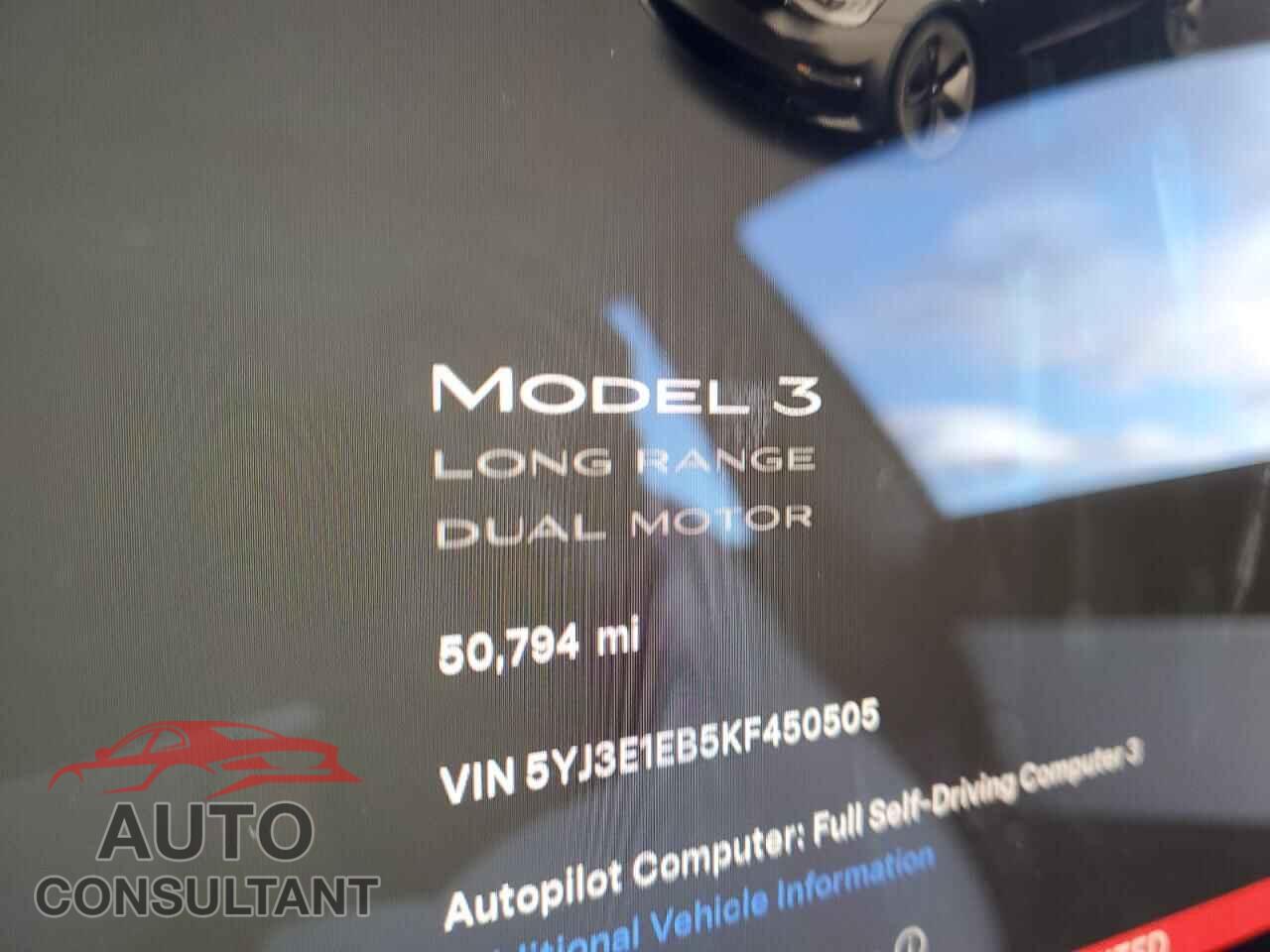TESLA MODEL 3 2019 - 5YJ3E1EB5KF450505