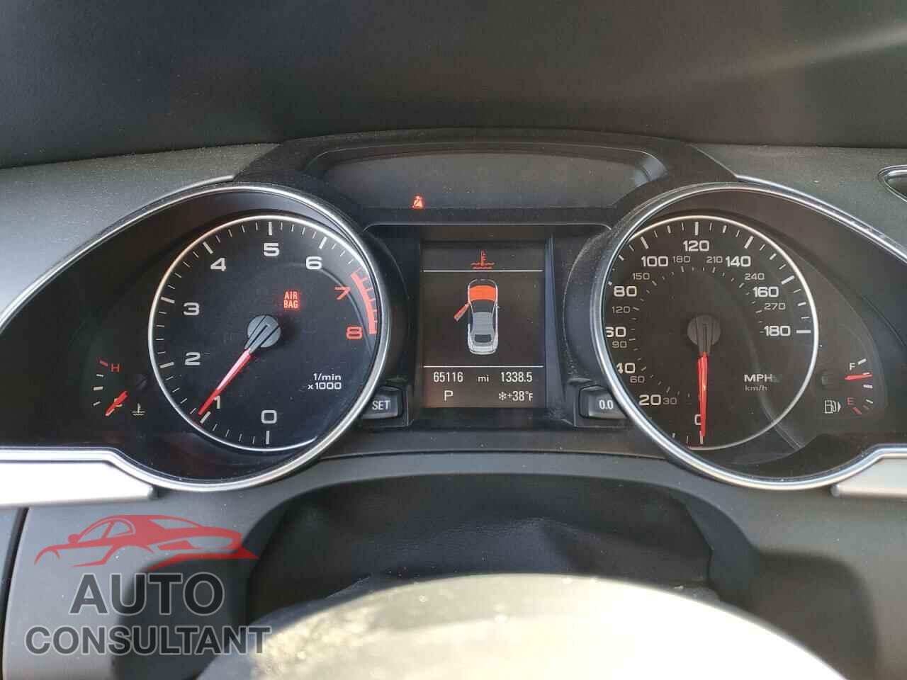 AUDI A5 2010 - WAULFAFH3AN008917