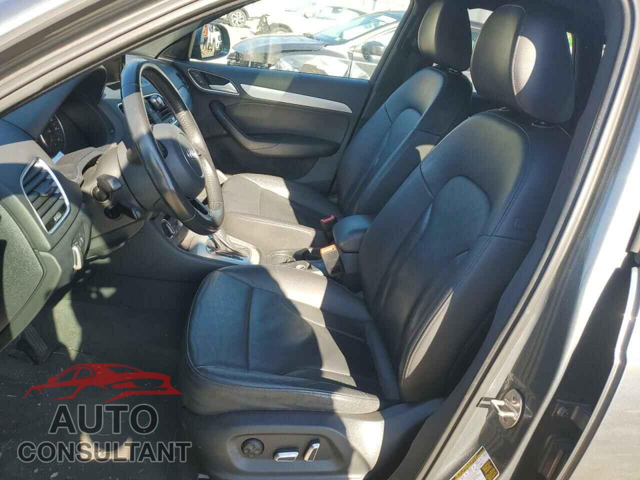 AUDI Q3 2017 - WA1BCCFS4HR016830