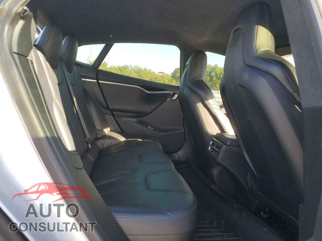 TESLA MODEL S 2015 - 5YJSA1H25FF088314