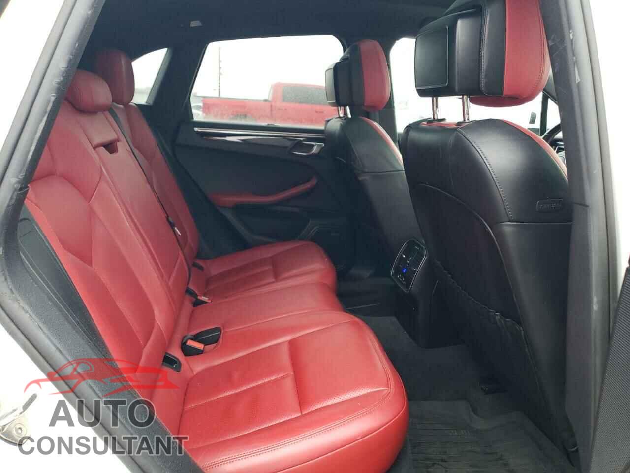 PORSCHE MACAN 2017 - WP1AB2A52HLB13185