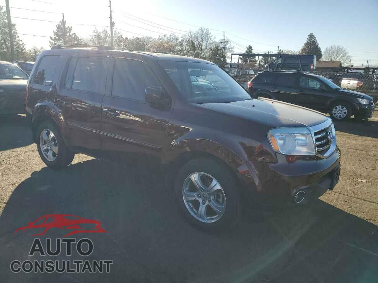 HONDA PILOT 2013 - 5FNYF4H50DB032320