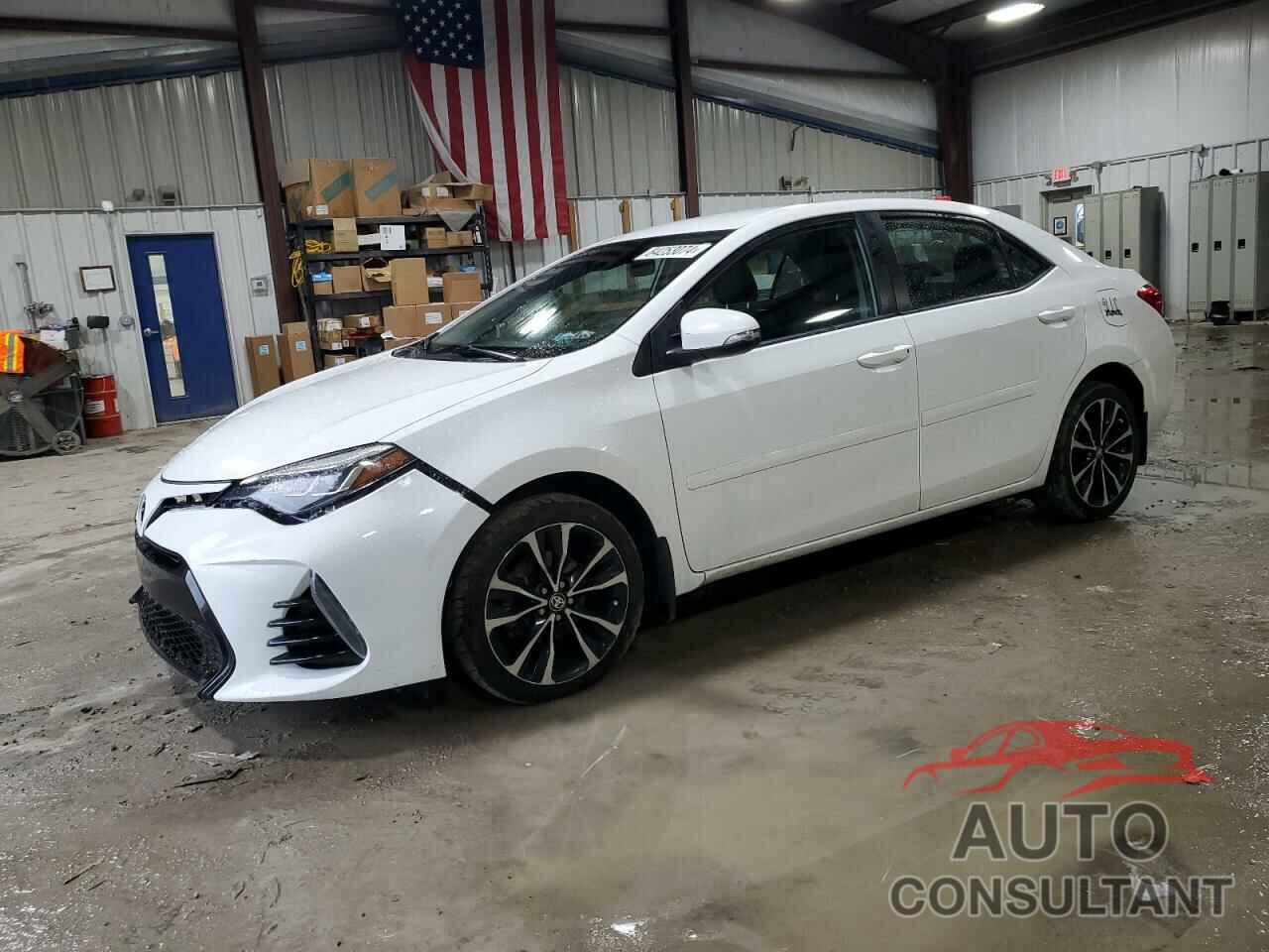 TOYOTA COROLLA 2018 - 2T1BURHE1JC101525