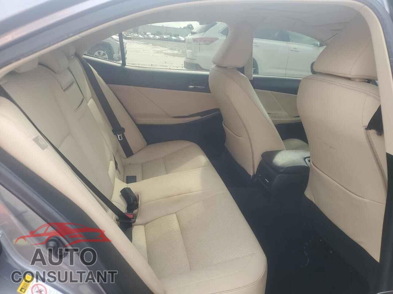 LEXUS IS 2014 - JTHBF1D23E5023080