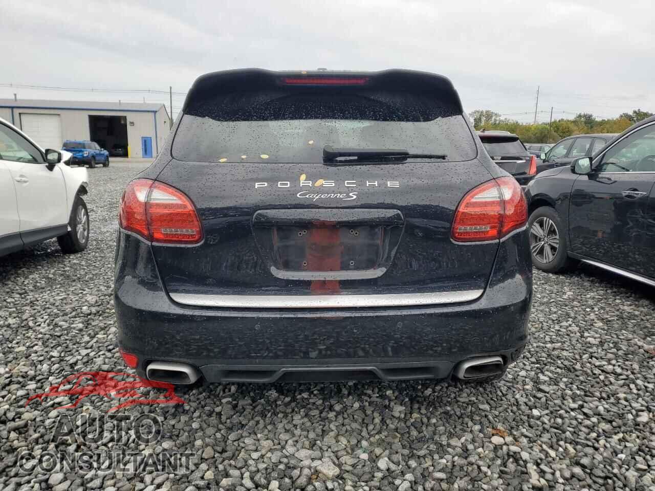 PORSCHE CAYENNE 2011 - WP1AB2A2XBLA55985