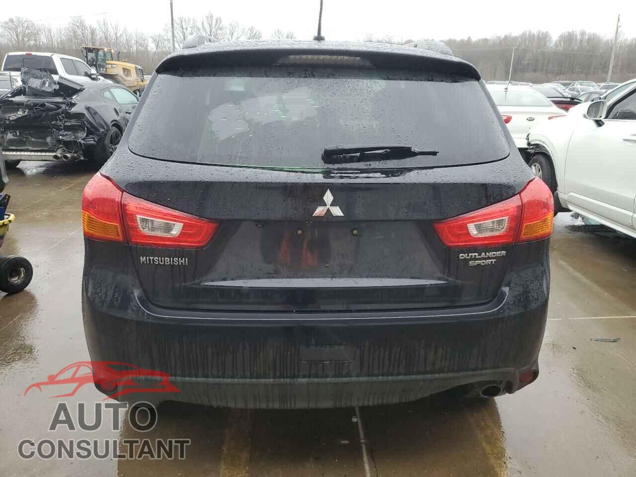 MITSUBISHI OUTLANDER 2013 - 4A4AR4AUXDE019501