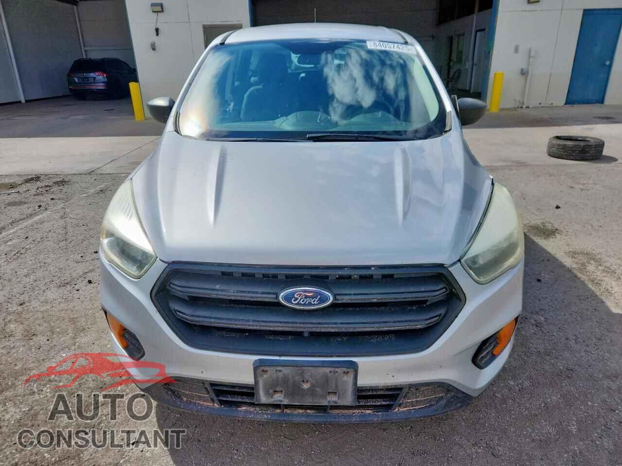 FORD ESCAPE 2017 - 1FMCU0F74HUC38360