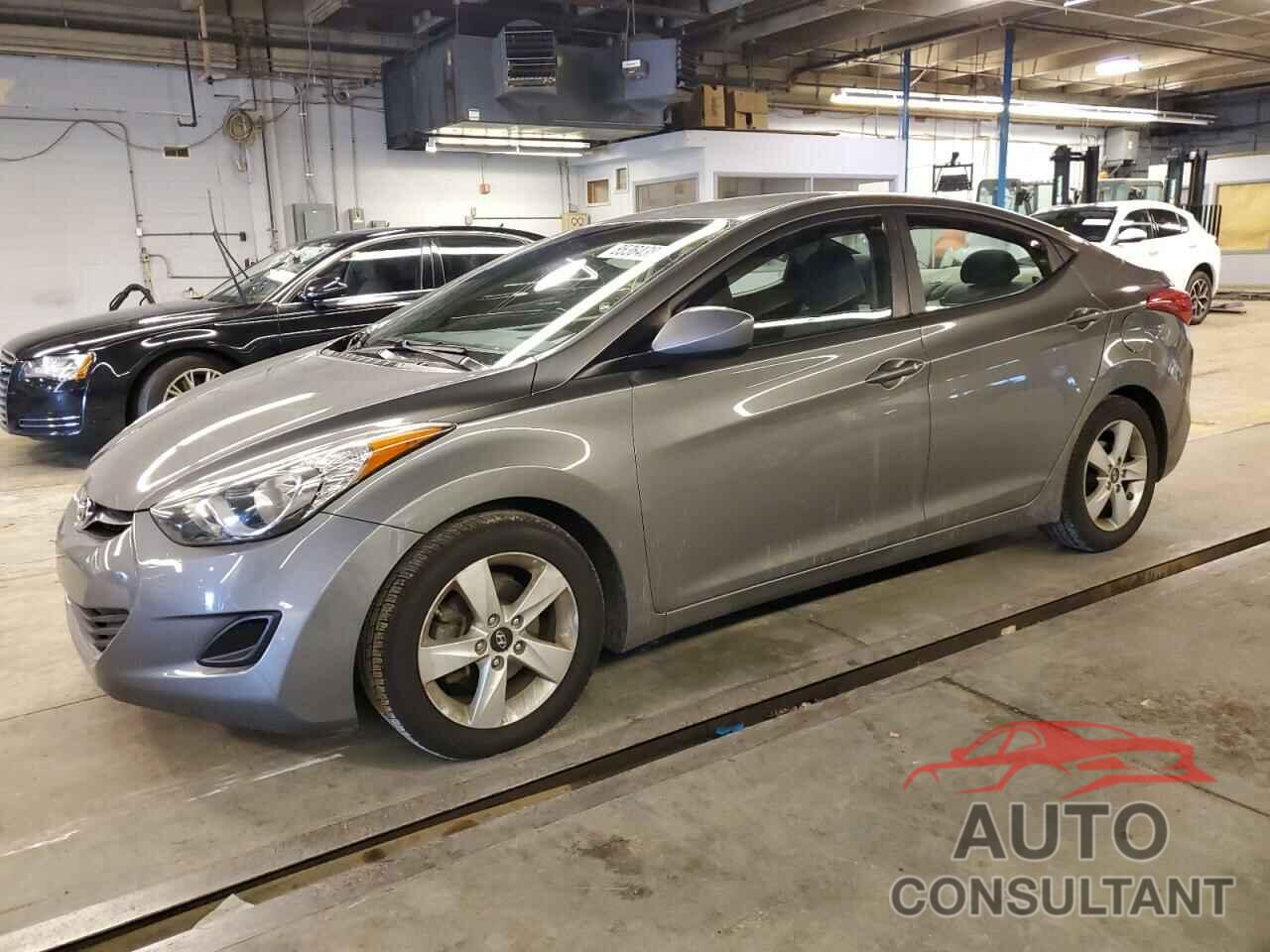 HYUNDAI ELANTRA 2013 - 5NPDH4AE8DH318811