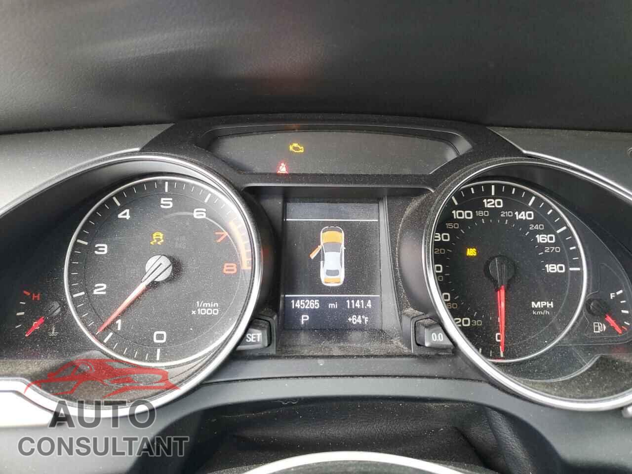 AUDI A5 2012 - WAUVFAFH1CN007308