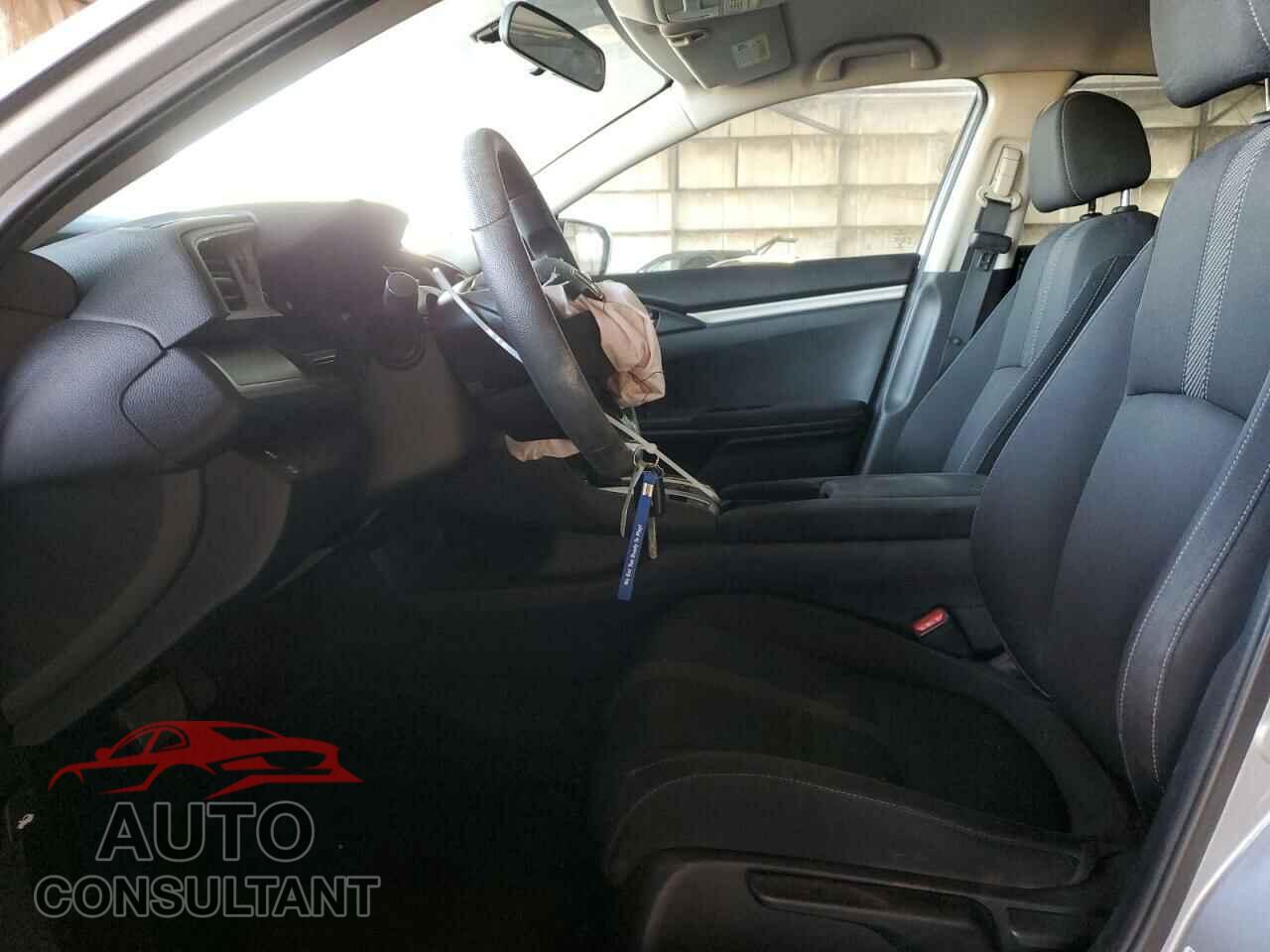 HONDA CIVIC 2018 - 2HGFC2F54JH572302