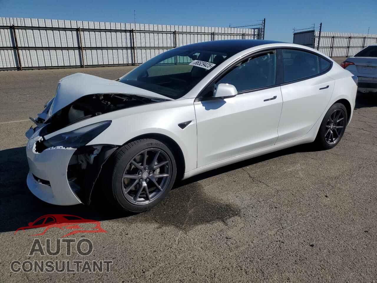 TESLA MODEL 3 2021 - 5YJ3E1EB0MF052007