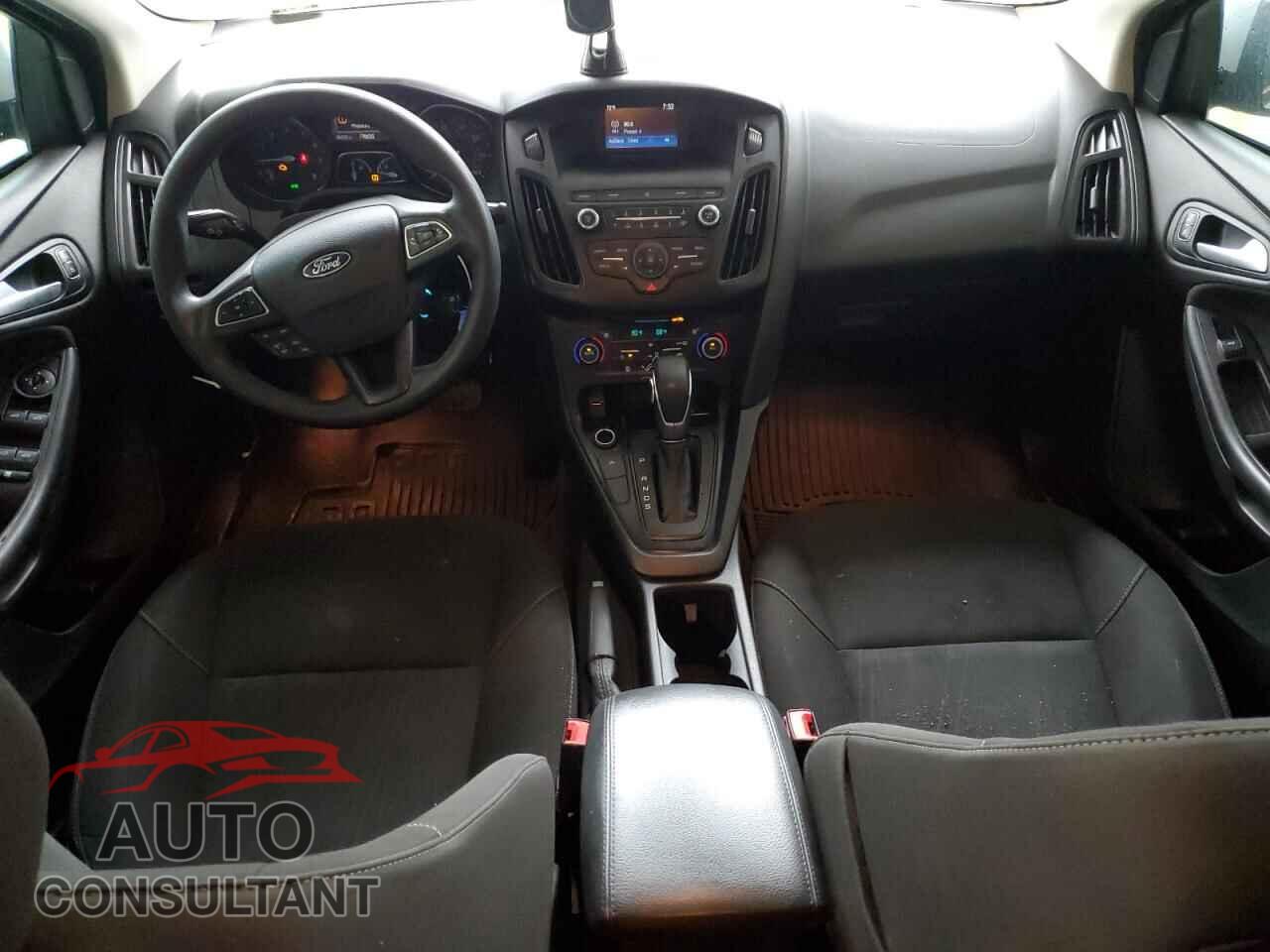 FORD FOCUS 2018 - 1FADP3FE4JL324480