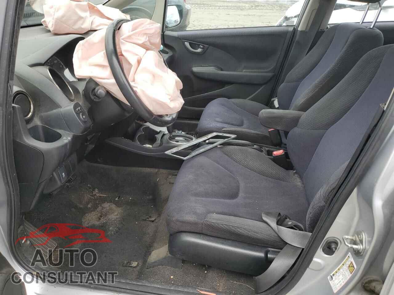 HONDA FIT 2013 - JHMGE8H64DC041502