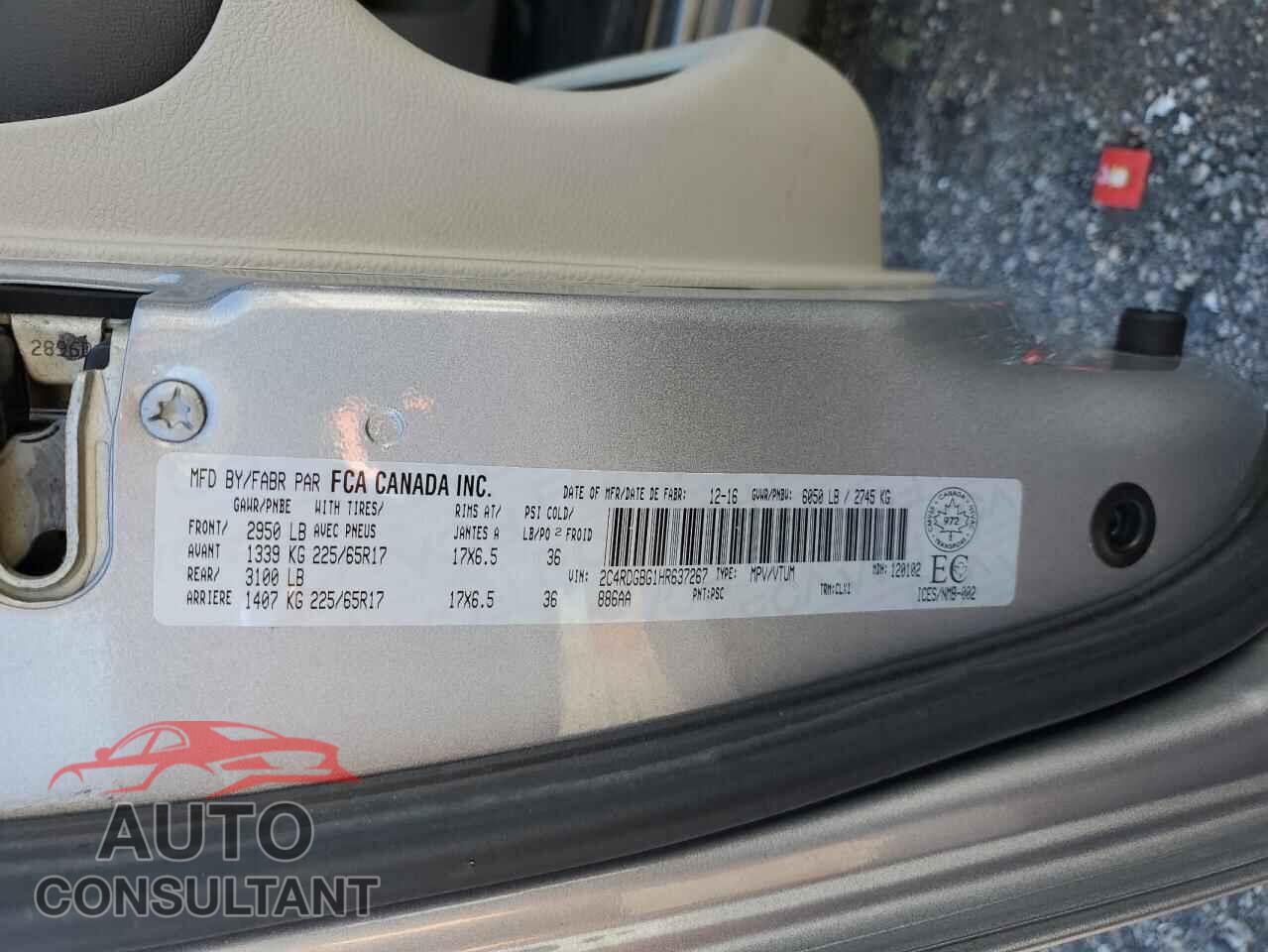 DODGE CARAVAN 2017 - 2C4RDGBG1HR637267