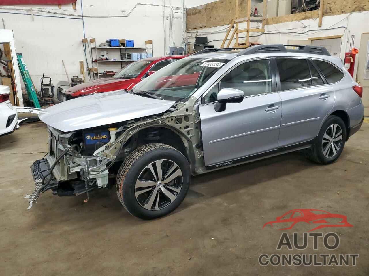 SUBARU OUTBACK 2018 - 4S4BSENC5J3235282