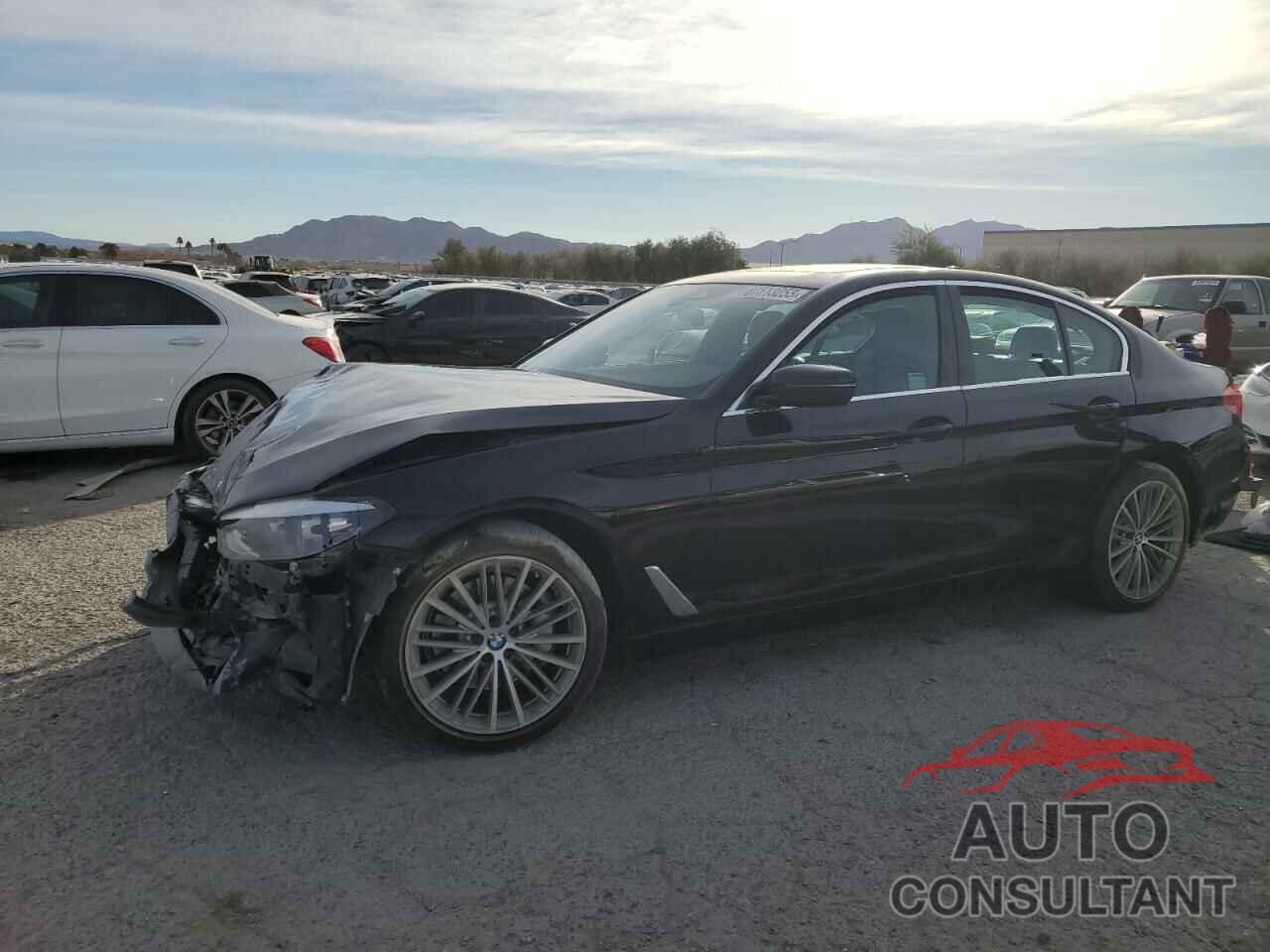 BMW 5 SERIES 2019 - WBAJA5C59KG900540