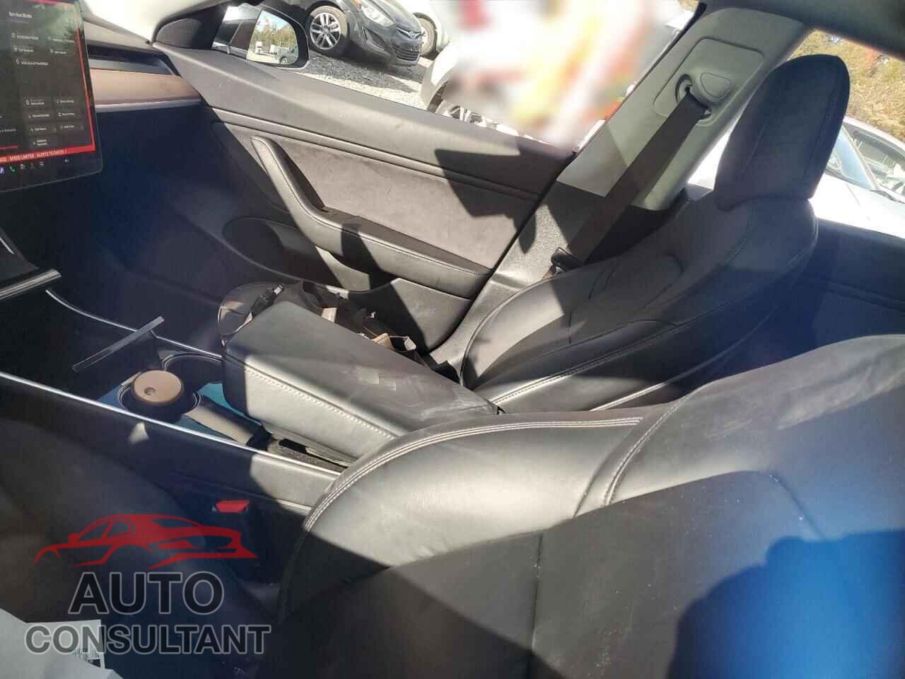 TESLA MODEL 3 2018 - 5YJ3E1EB6JF103196