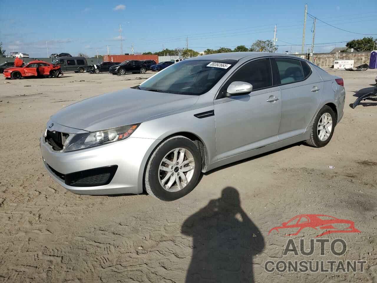 KIA OPTIMA 2011 - KNAGM4A78B5111923