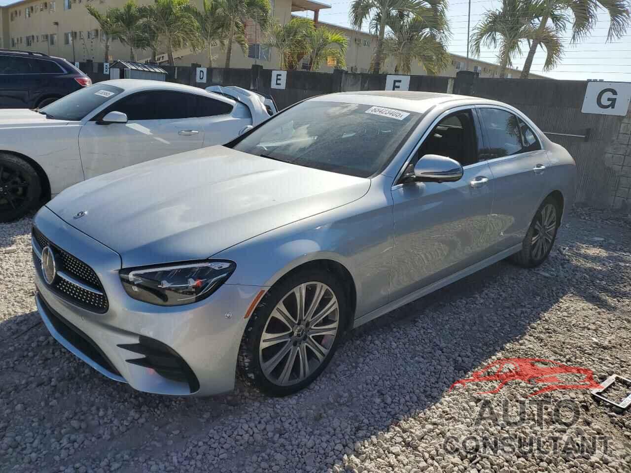 MERCEDES-BENZ E-CLASS 2022 - W1KZF5KB5NB076929