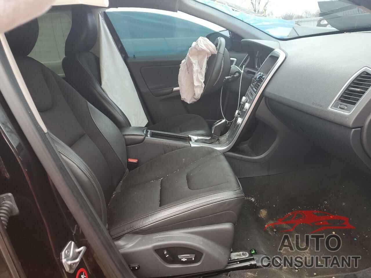 VOLVO XC60 2017 - YV440MDJ1H2105624