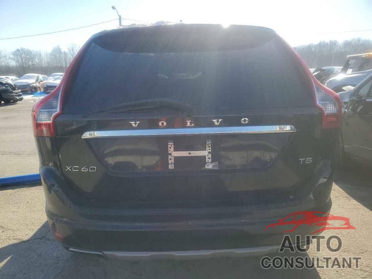 VOLVO XC60 2017 - YV440MDJ1H2105624