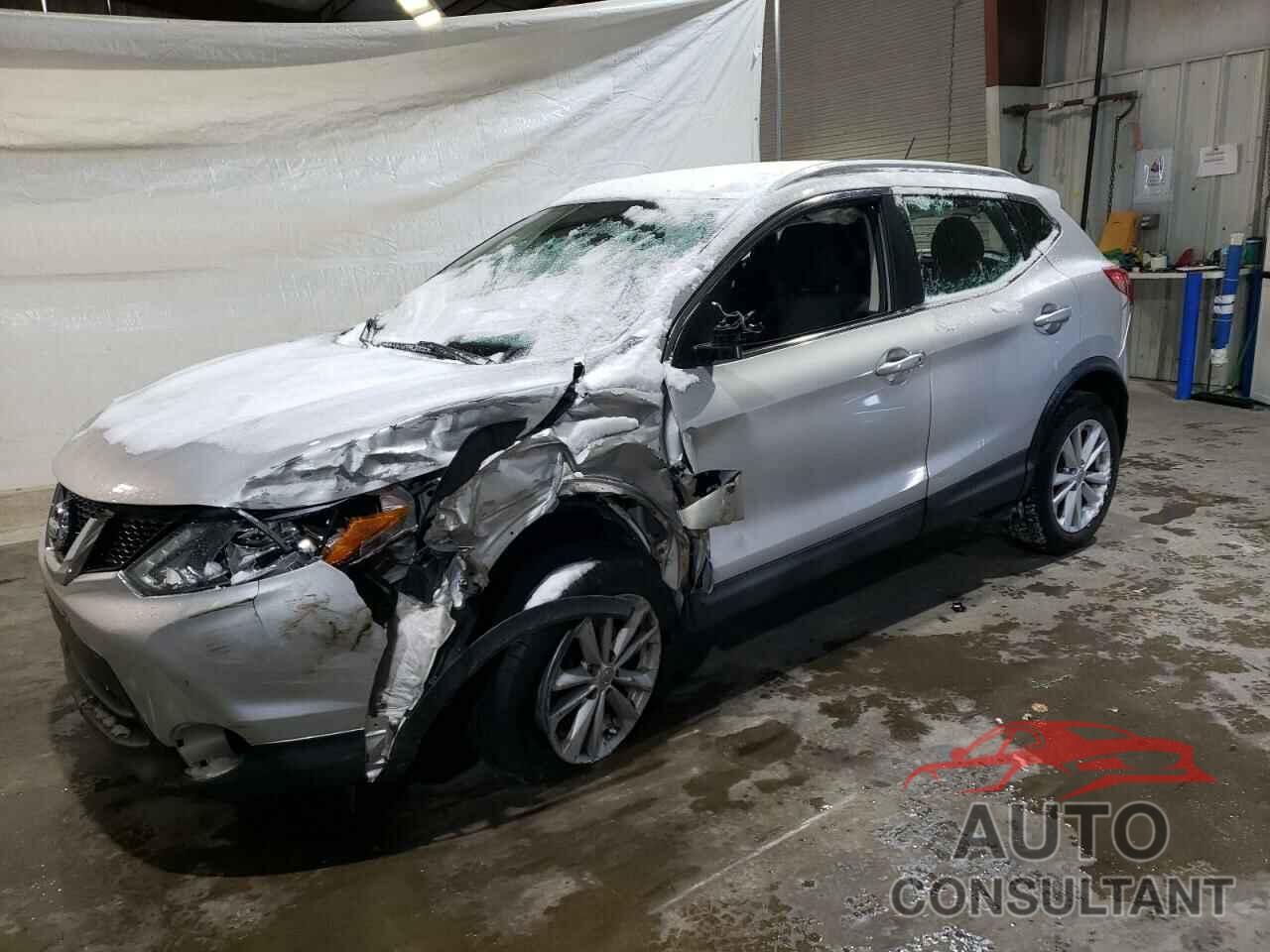NISSAN ROGUE 2017 - JN1BJ1CR0HW130720