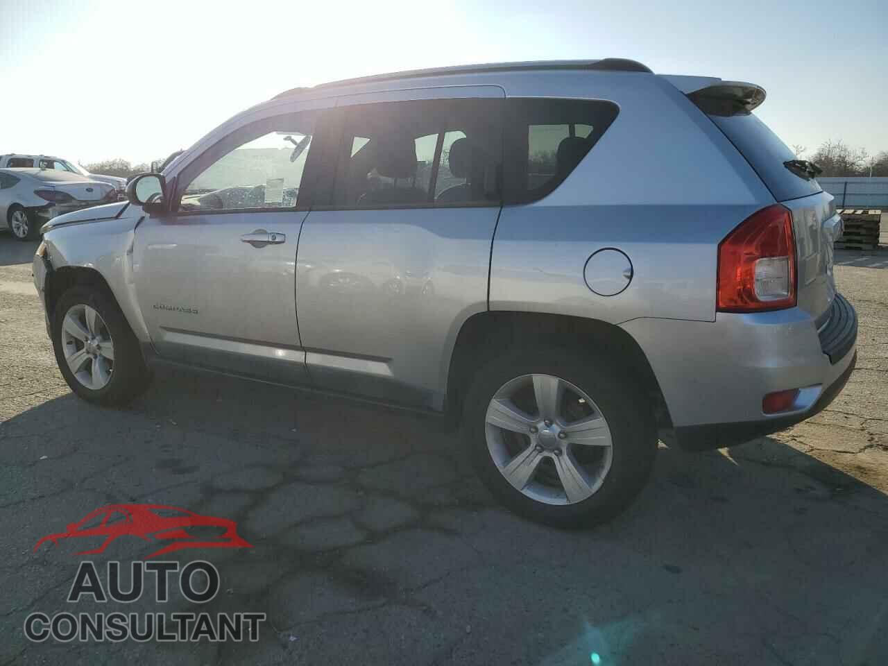 JEEP COMPASS 2011 - 1J4NF1FB9BD277884