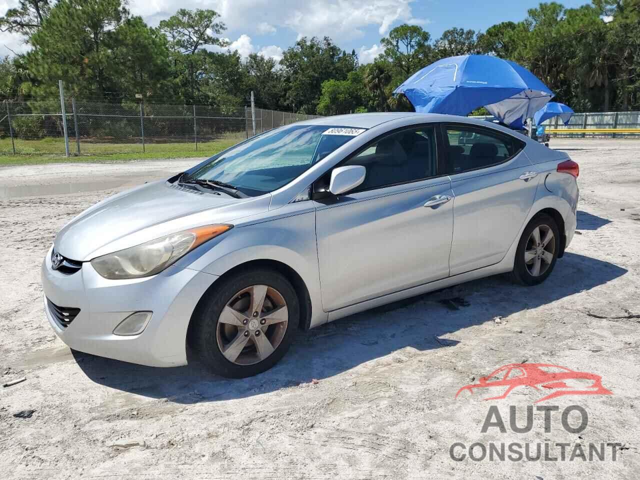 HYUNDAI ELANTRA 2012 - KMHDH4AEXCU437573