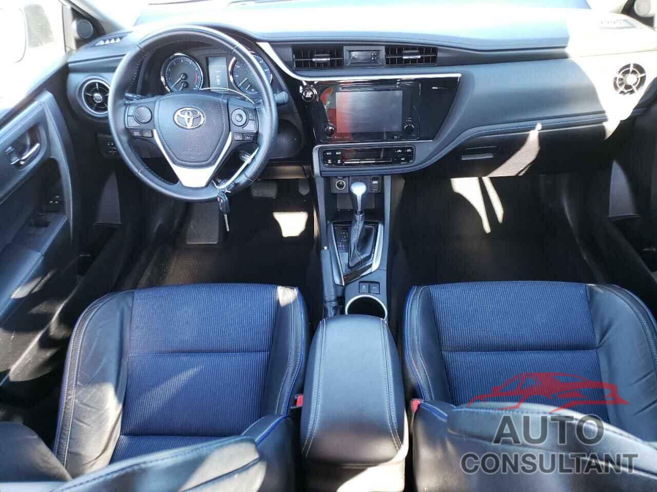 TOYOTA COROLLA 2019 - 5YFBURHEXKP884331