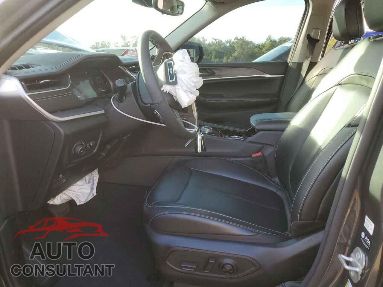 JEEP CHEROKEE 2023 - 1C4RJGBGXPC546109