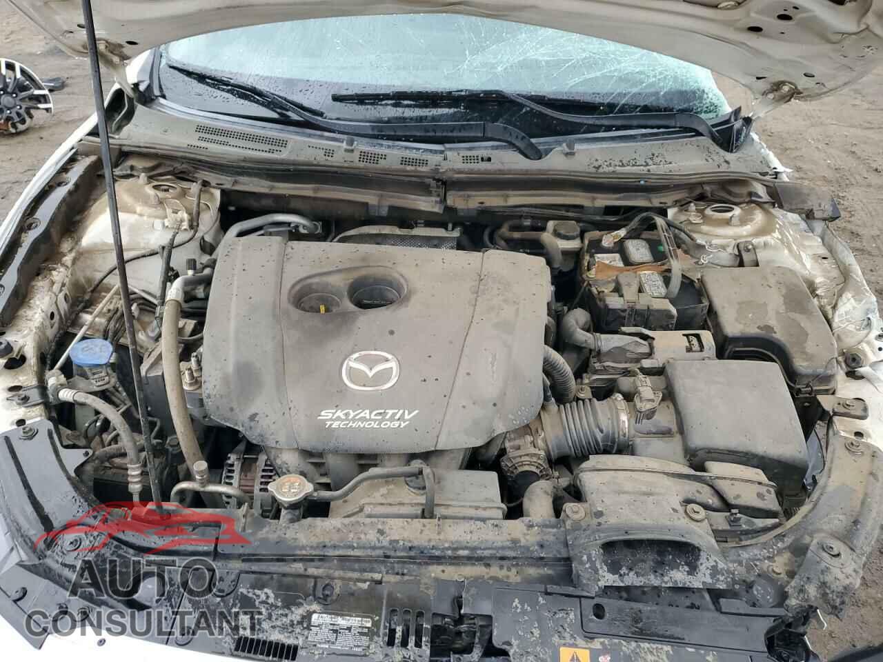 MAZDA 3 2017 - 3MZBN1V75HM100140