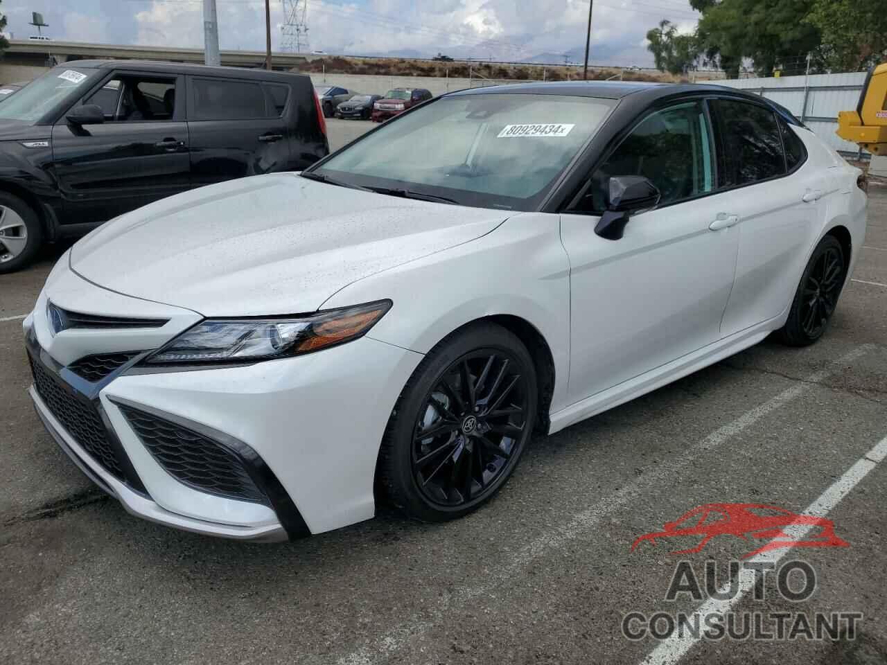 TOYOTA CAMRY 2022 - 4T1K31AKXNU039373