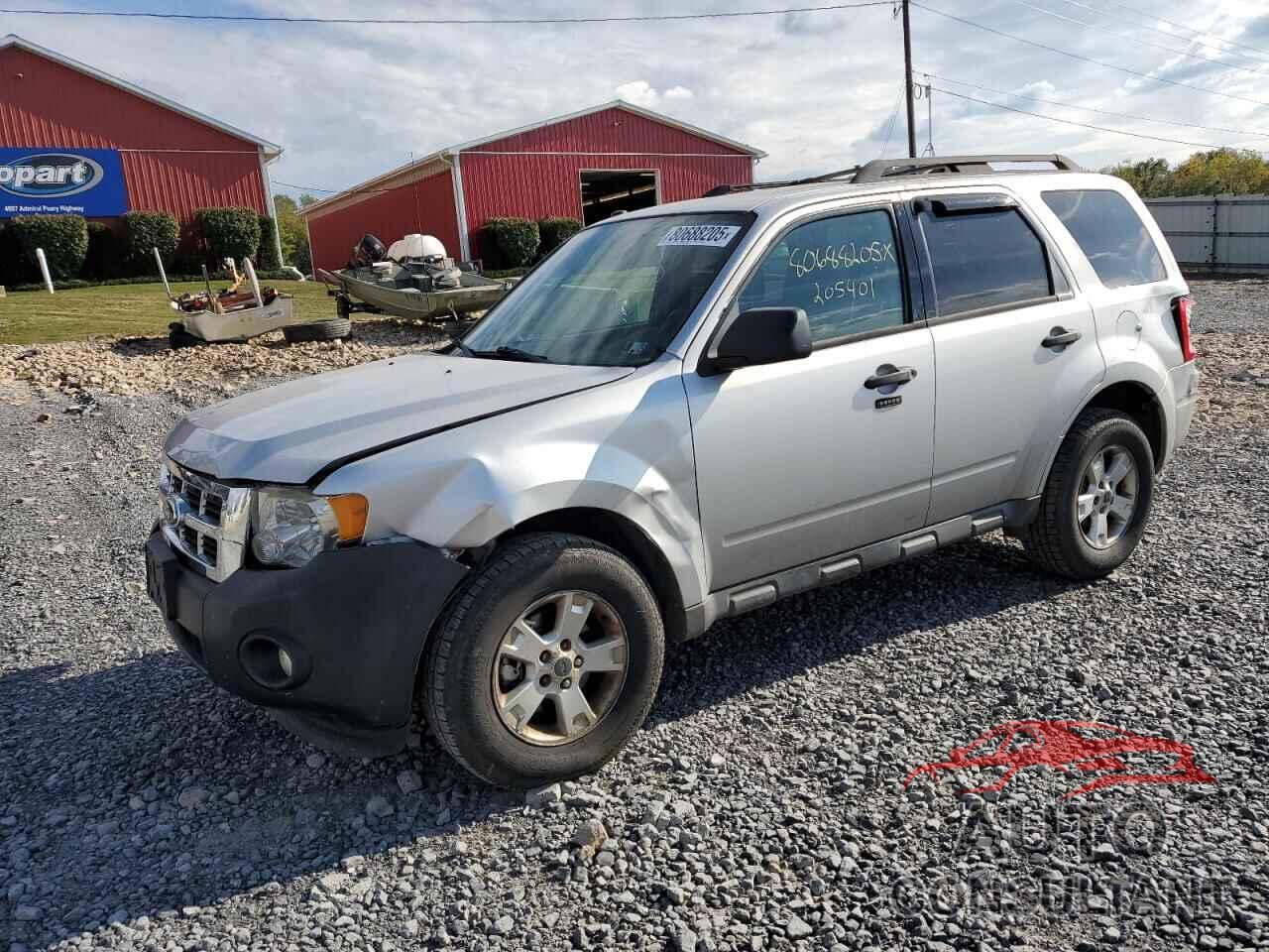 FORD ESCAPE 2010 - 1FMCU9DG5AKD09056