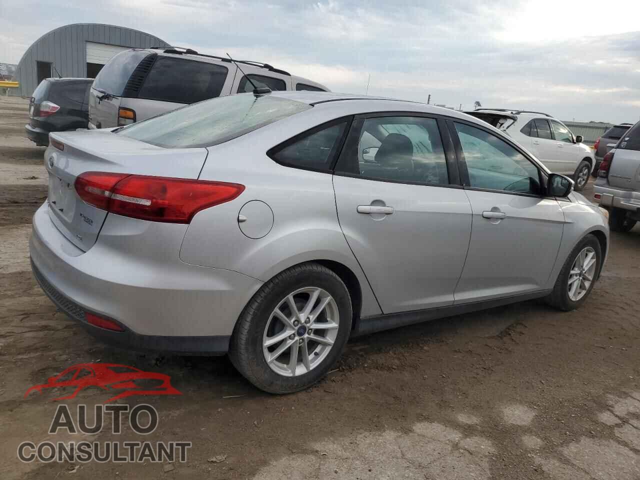 FORD FOCUS 2016 - 1FADP3F23GL365701
