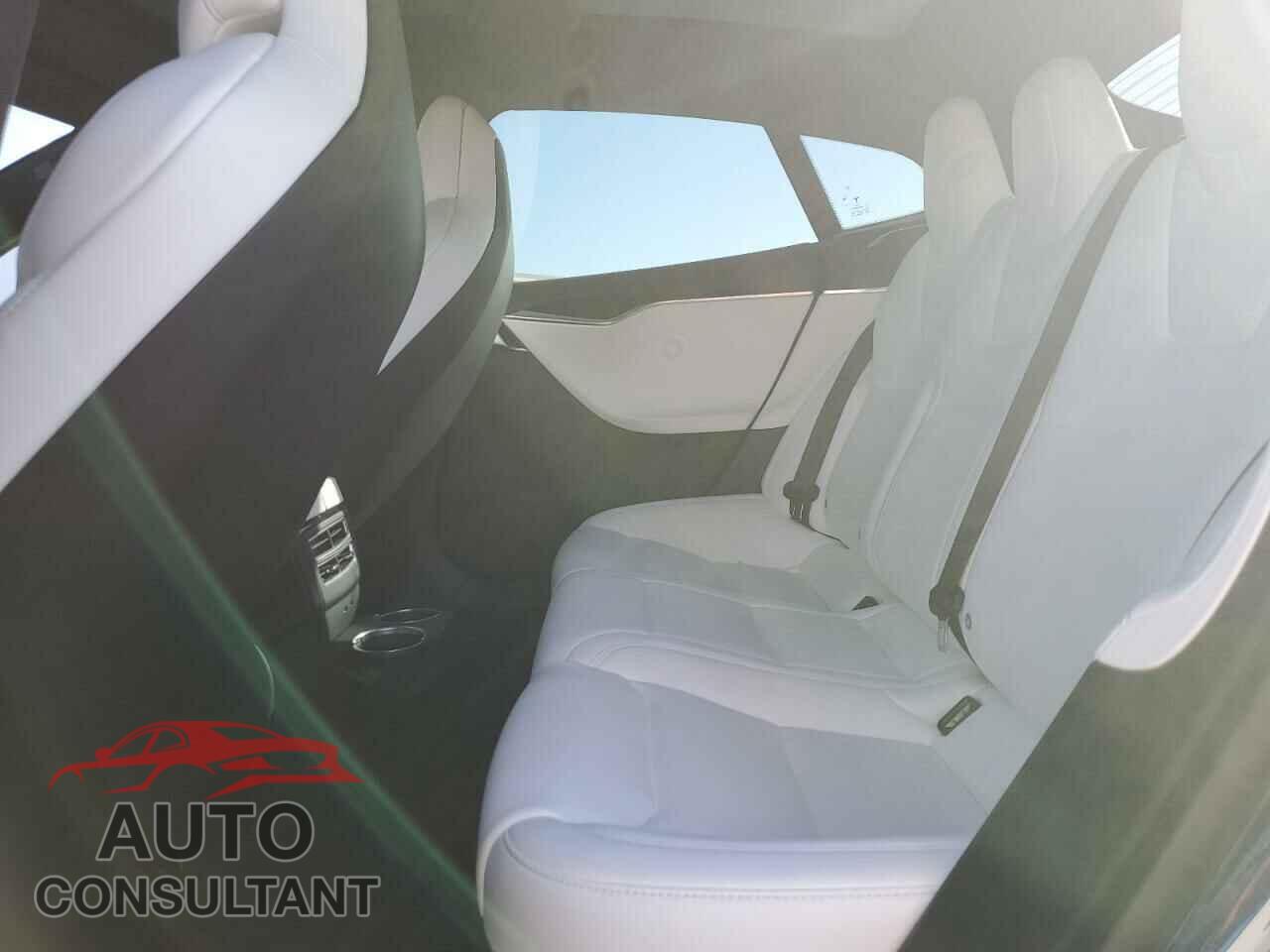 TESLA MODEL S 2017 - 5YJSA1E28HF229707
