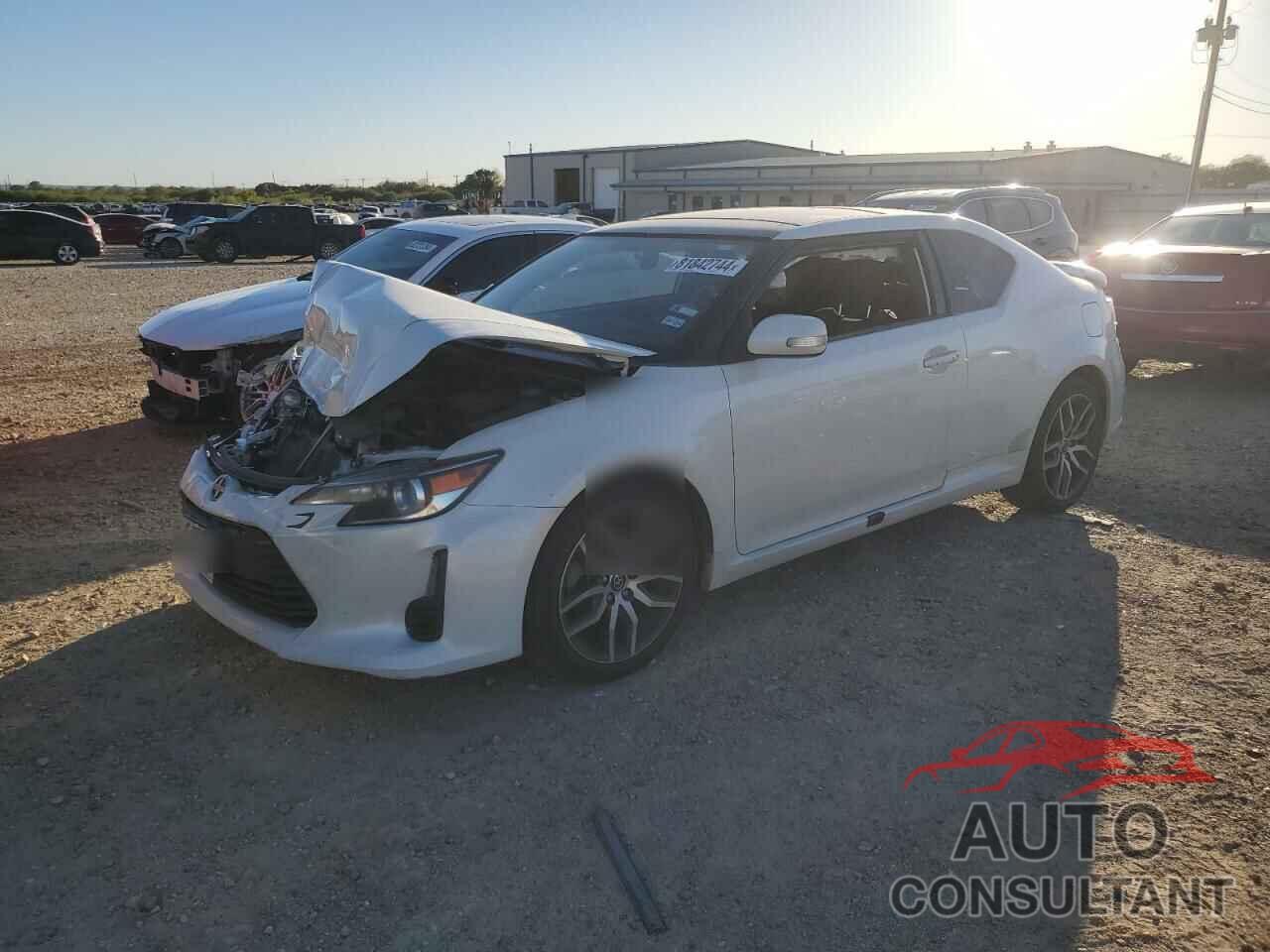 TOYOTA SCION 2015 - JTKJF5C79F3093433