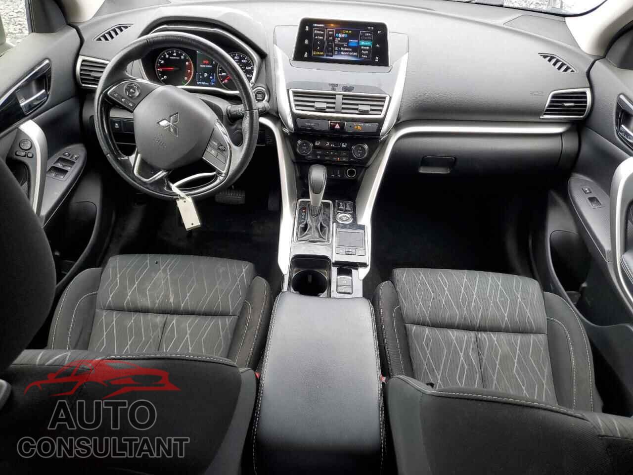 MITSUBISHI ECLIPSE 2018 - JA4AT5AA4JZ062119