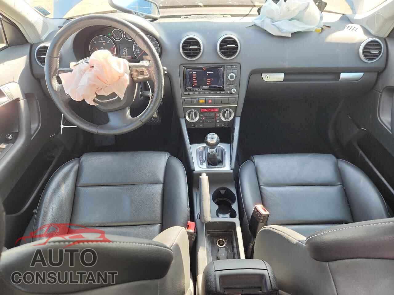 AUDI A3 2013 - WAUKJAFM1DA015352