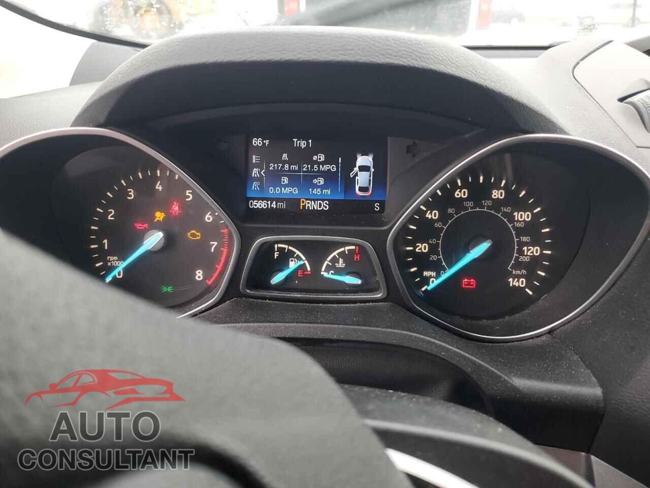 FORD ESCAPE 2017 - 1FMCU0F77HUC49756