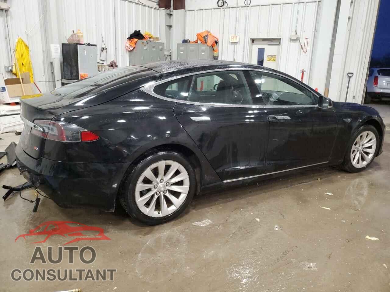TESLA MODEL S 2016 - 5YJSA1E18GF157378