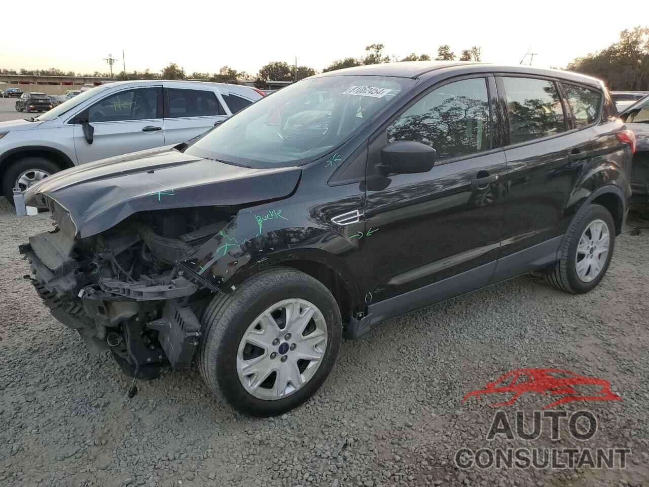 FORD ESCAPE 2016 - 1FMCU0F70GUC51220