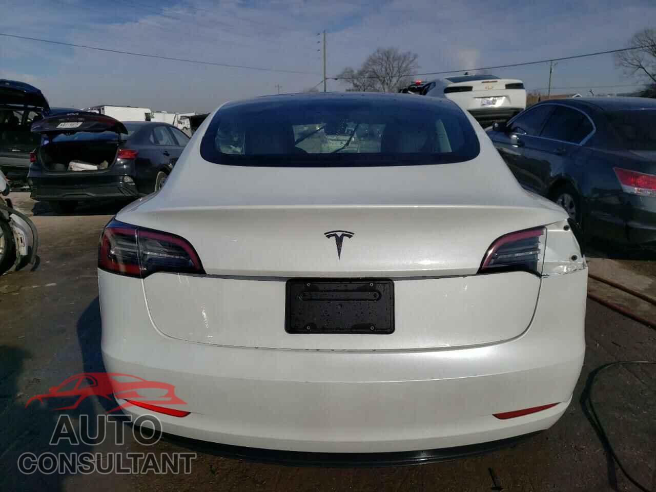 TESLA MODEL 3 2023 - 5YJ3E1EA1PF452606